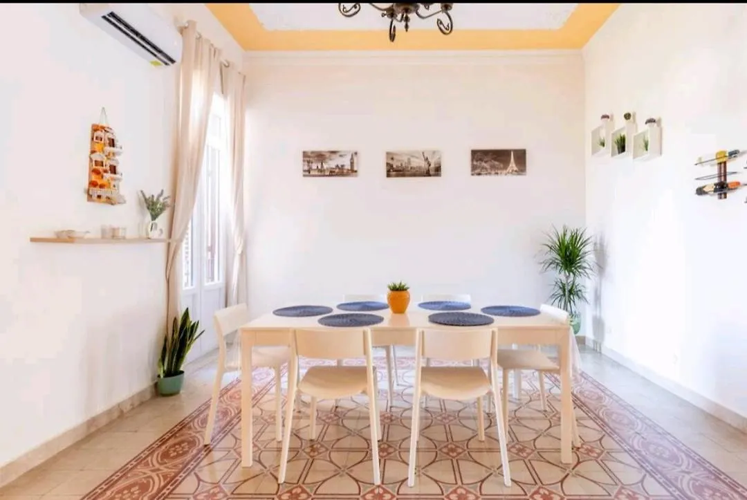 Merlo House - Inside The Historical Center 팔레르모